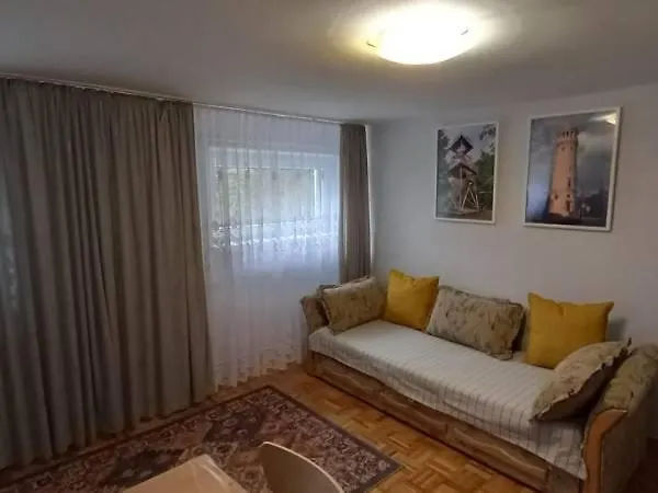 Apartment Dom Pod Kalenica Jugow